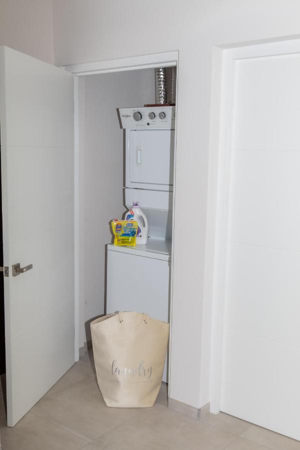 New! Cozy 1 Bedroom Condo- Gold Coast, Noord Aruba Palm Beach Exterior foto